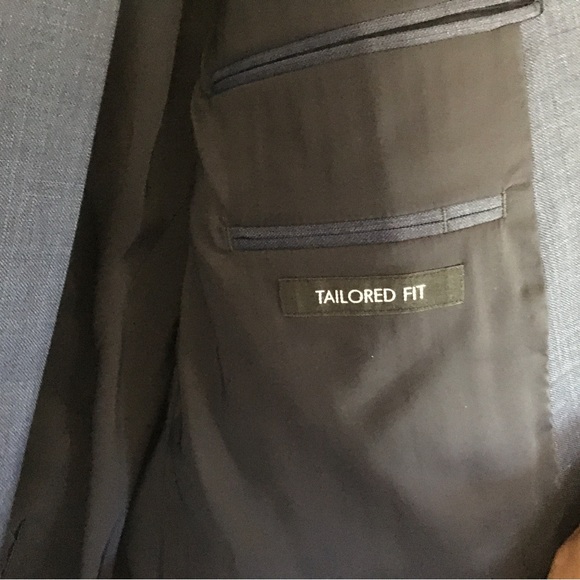 NEW Men’s Jos A Bank Traveler’s Suit 48L/43W in Navy Blue - Picture 4 of 12